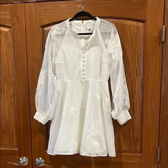 NWOT Anthropologie Mare Mare Sabine Embroidered Mini Dress White Size Medium - Picture 5 of 14